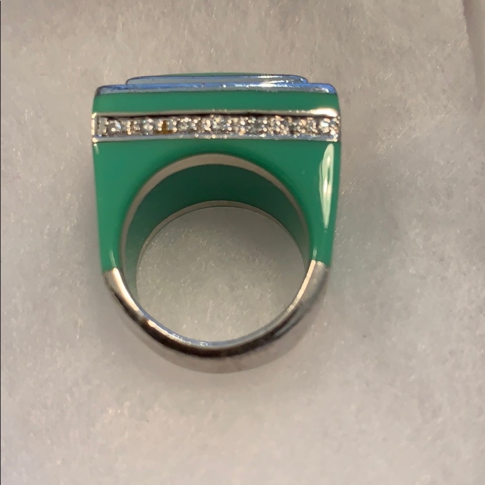 Ring - Picture 4 of 5
